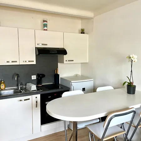 Bel T2 Sur Remblais, Immeuble Vue Mer *